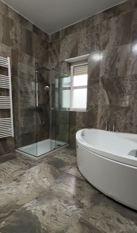 VILLA FOR RENT 3 FLOORS TEG 4,500 EURO