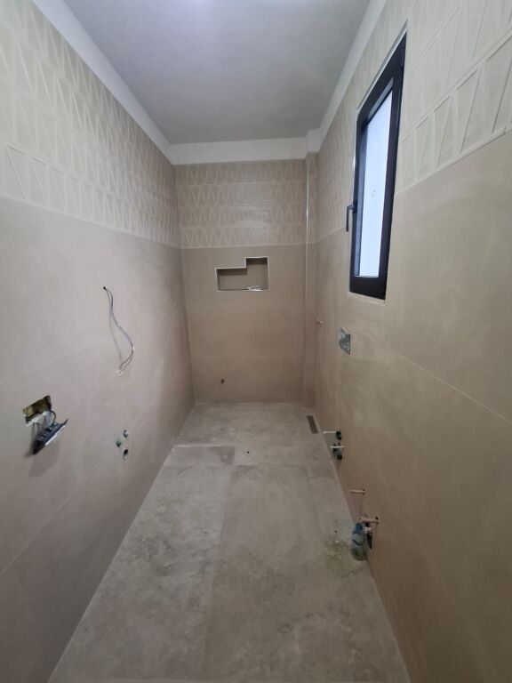 Business premises for rent near the Museum in Durres