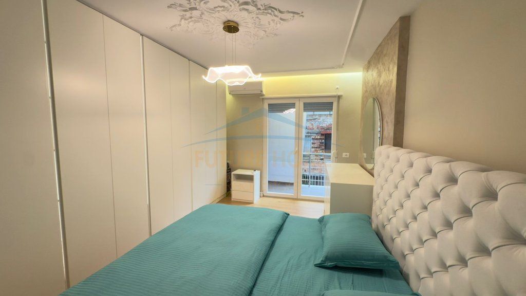 FOR SALE APARTMENT 2+1+2+2 PARKING SPACES, BOGDANET STREET Empire64097