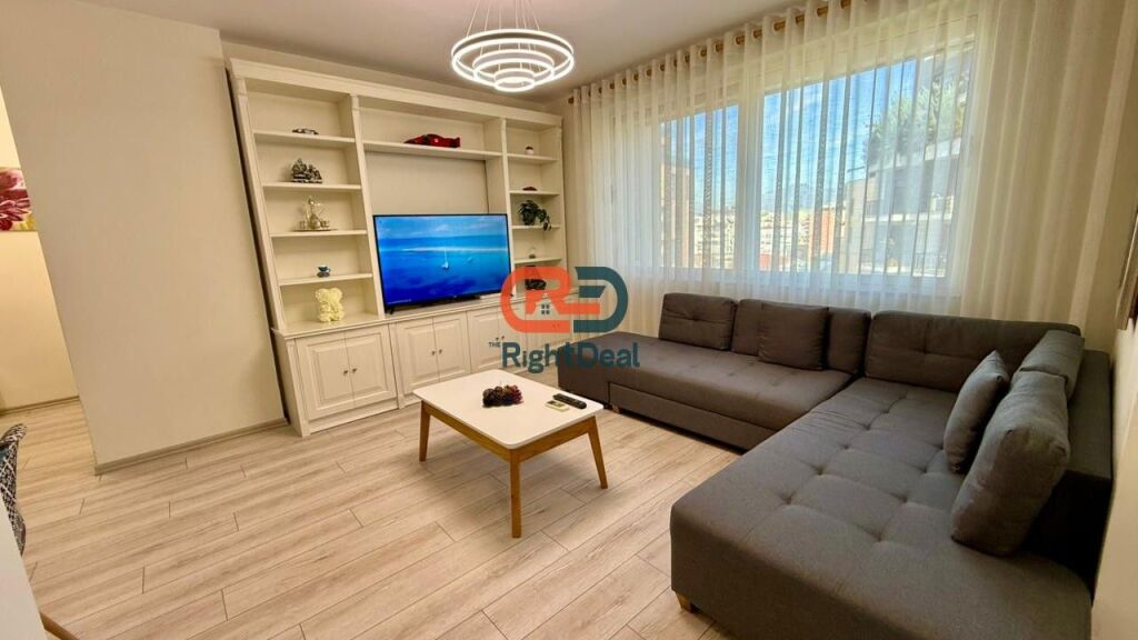 In Via Kosovareve, Affittasi, Appartamento 1+1 Completamente Arredato!!!