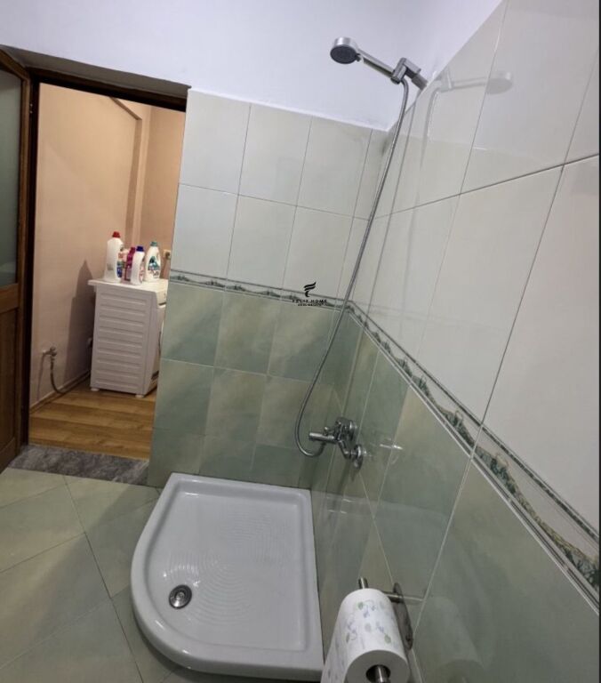 APARTAMENT ME QERA 1+1 STADIUMI DINAMO 75.000 LEKE
