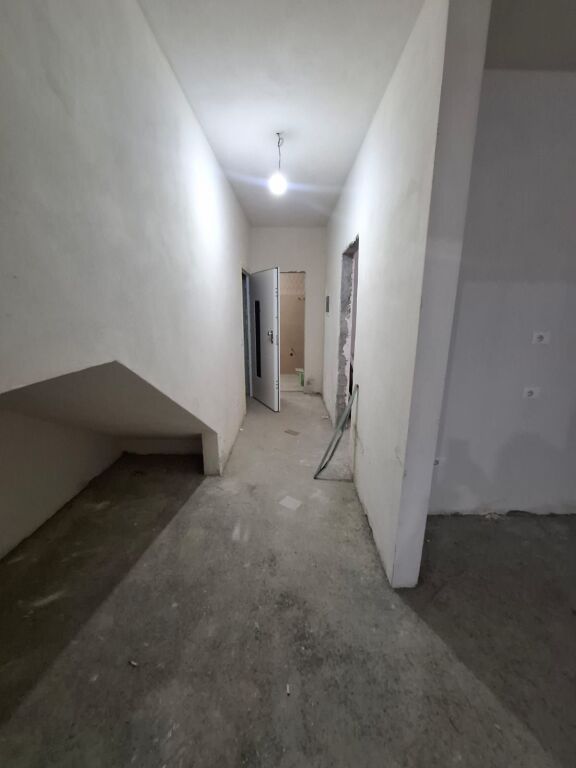 Business premises for rent near the Museum in Durres