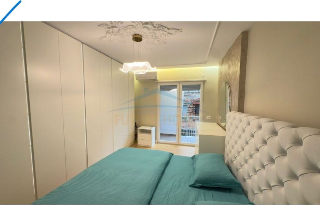 In vendita,Appartamento di lusso 2+1+2 Posto auto, Via Bogdanëve, Tirana