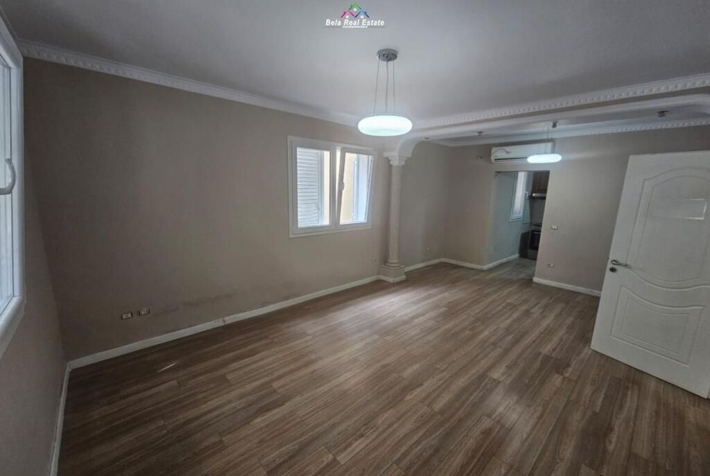 Vile 3 Kateshe Me Qera tek Blloku i Vilave Selite (ID BV22578) Tirane