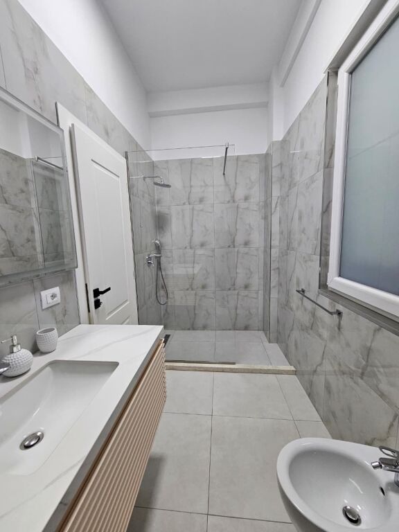 🏡 Villetta in affitto a Rezidenca Vila Lule, TEG
