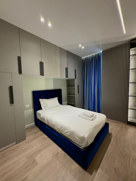 2+1 apartment for rent at the Olympic Complex near the Paris Commune.