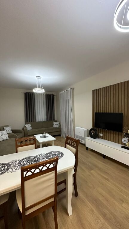 Apartament 2+1, 5 Maji!