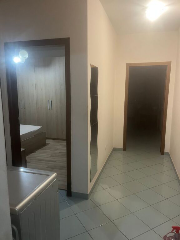 Apartament 1+1 per shitje mbi Kristal center