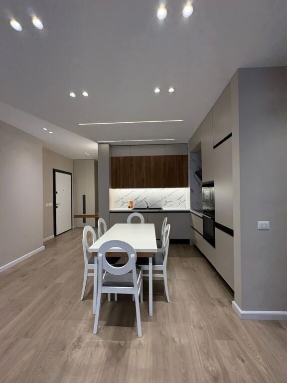 2+1 apartment for rent at the Olympic Complex near the Paris Commune.