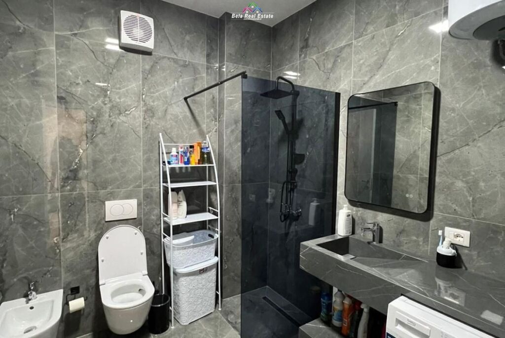 Appartamento In Affitto 2+1+ Posto Auto Vicino 5 Maji (ID B2201753) Tirana