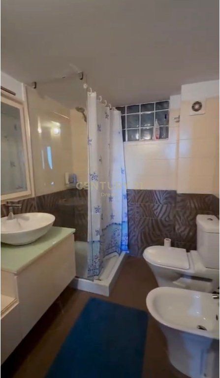 SHITET DUPLEX TEK KODRA E DIELLIT