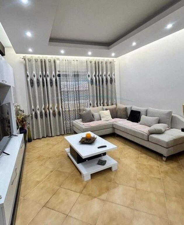 Qera,Apartament 2+1, Fresk, Tirane