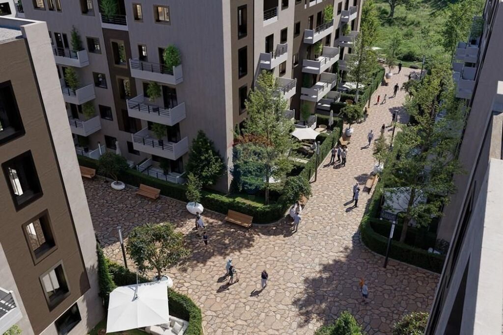 Apartament - Për Shitje - Paskuqan prane liqenit