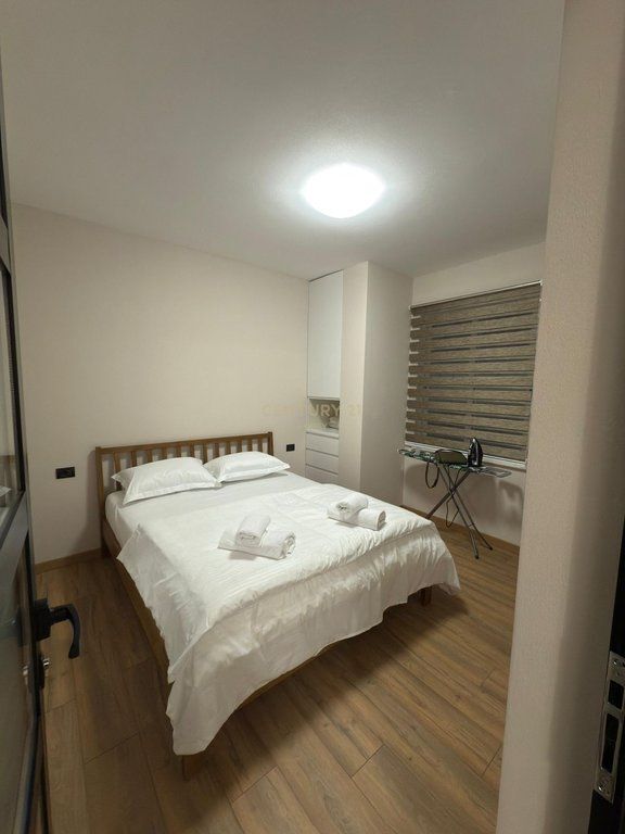 Jepet me Qira Apartament 2+1 në Rrugën e Kavajës-Tirane