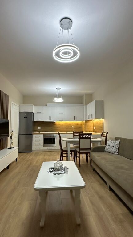 Apartament 2+1, 5 Maji!
