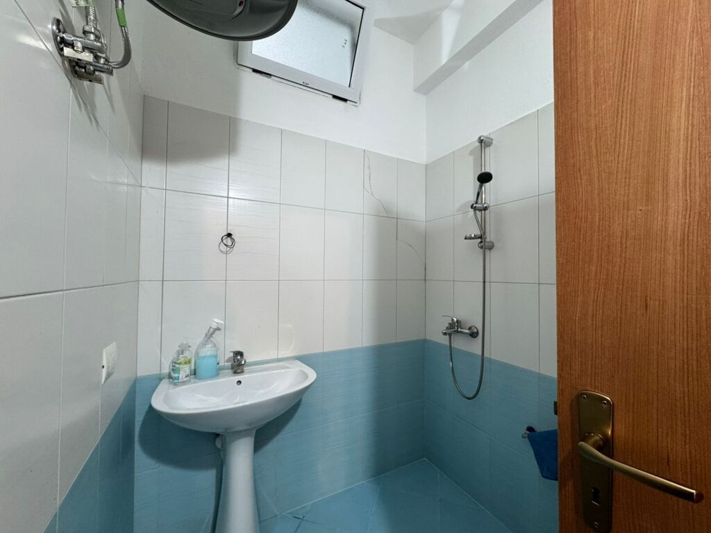 APPARTAMENTO 2+1+2 BAGNI, SPIAGGIA ILIRIA