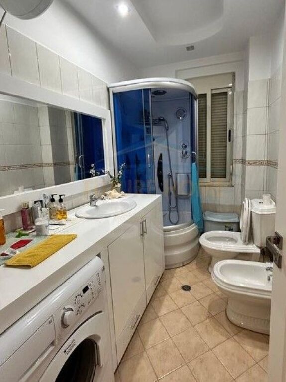 Qera,Apartament 2+1, Fresk, Tirane
