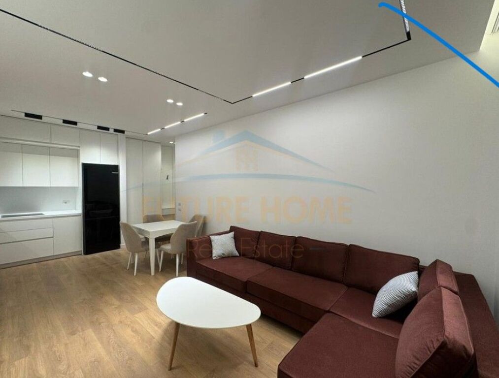 Qira, Apartament 3+1+2+2 Poste parkimi, Fusha e Aviacionit, Tiranë