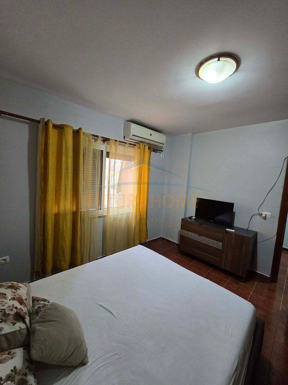 Rent, Apartment 3+1+2, Commune of Paris