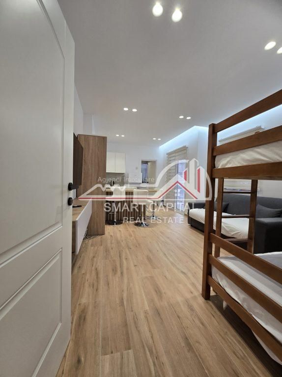 FOR SALE THE 2ND FLOOR OF A PRIVATE BUILDING IN VLORE!