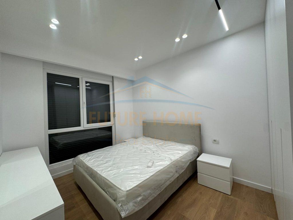 Qira, Apartament 3+1+2+2 Poste parkimi, Fusha e Aviacionit, Tiranë