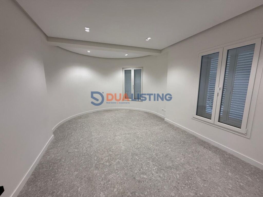 Edificio premium in affitto, Via Elbasan!