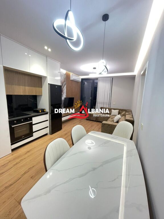 Apartament 2+1 me qira ne Rrugen Mine Peza, tek Golden Tower në Tiranë (ID 42215481)
