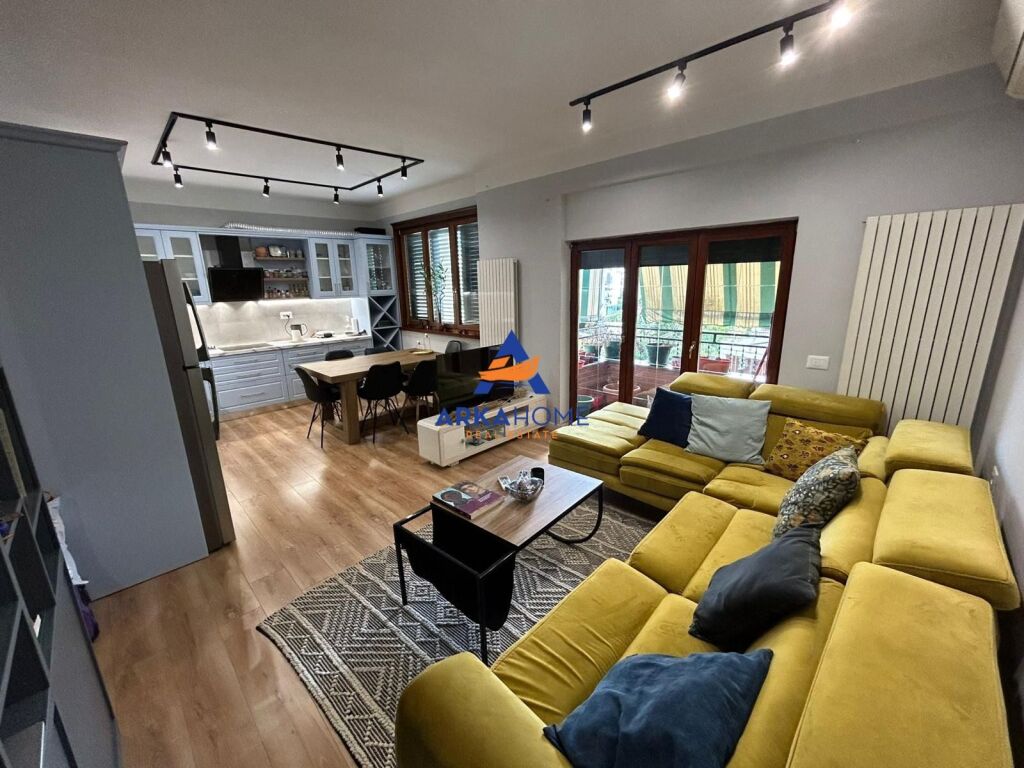 APPARTAMENTO IN AFFITTO 1+1+BALCONE "VIA TELEFERIKUT, FRESK" 450 EURO