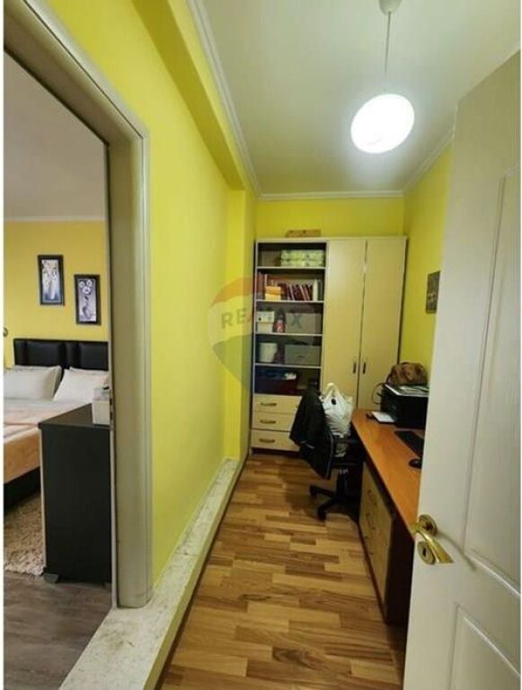 Apartment 3+1 for sale on Peti Street, near the Artificial Lake.