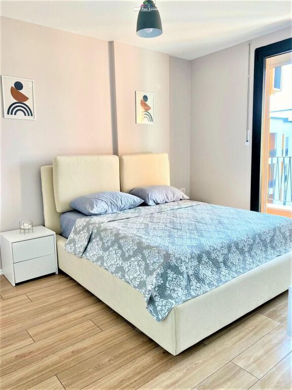 Appartamento 1+1 in Affitto al Complesso Zirkon (ID B210540) Tirana.