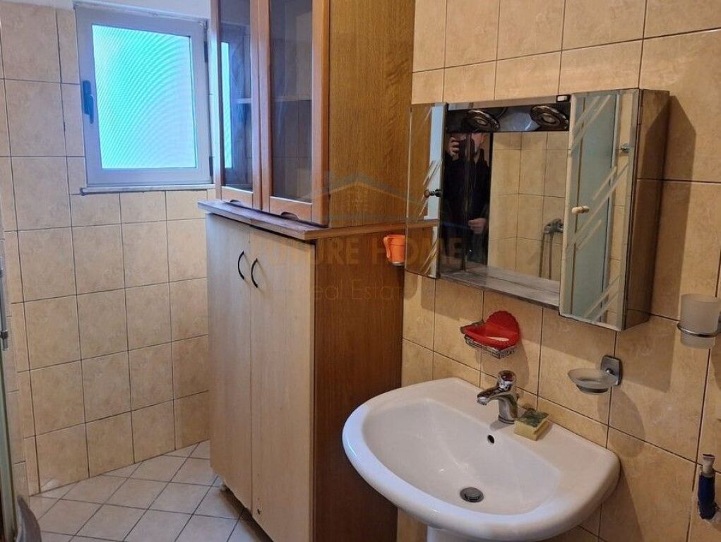 Qira, Apartament 1+1, Komuna e Parisit