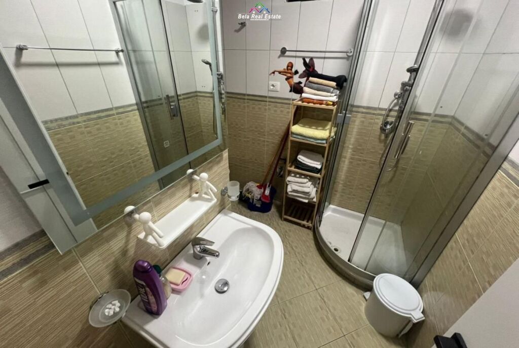 Apartament me qera 3+1+2 prane Ish Ekspozites (ID B230178) Tirane