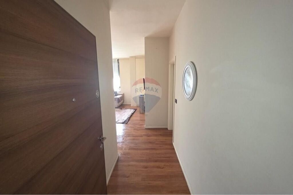 Apartment 1+1 for Rent in Lapraka