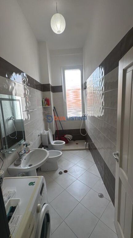 Vendesi in vendita 2+1 nella Baia di Lalzi