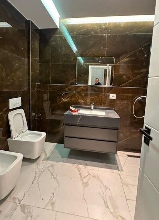 Qera, Apartament 1+1, Kompleksi Aura, Laprake.