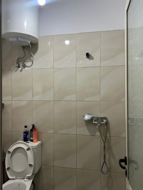 Apartament 1+1 me qera tek Bulevardi Migjeni ne Yzberisht