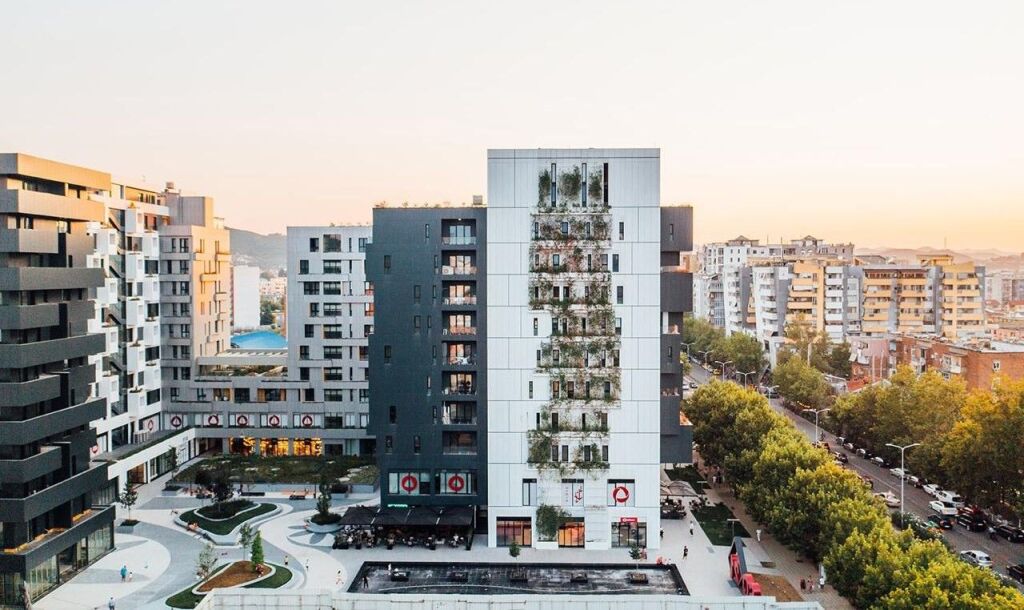 🏢 APARTMENT 3+1 + 2 PARKING SPACES FOR SALE – Square 21