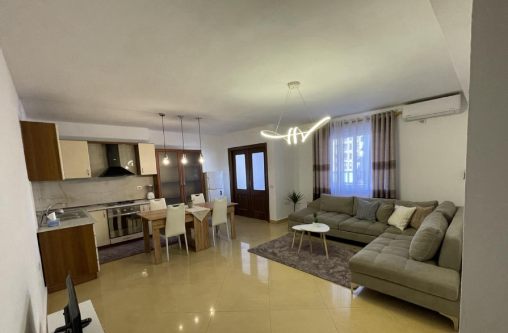 🏢 Appartamento 2+1 in Affitto – Piazza Skënderbej | vicino alla Galleria  ▫️