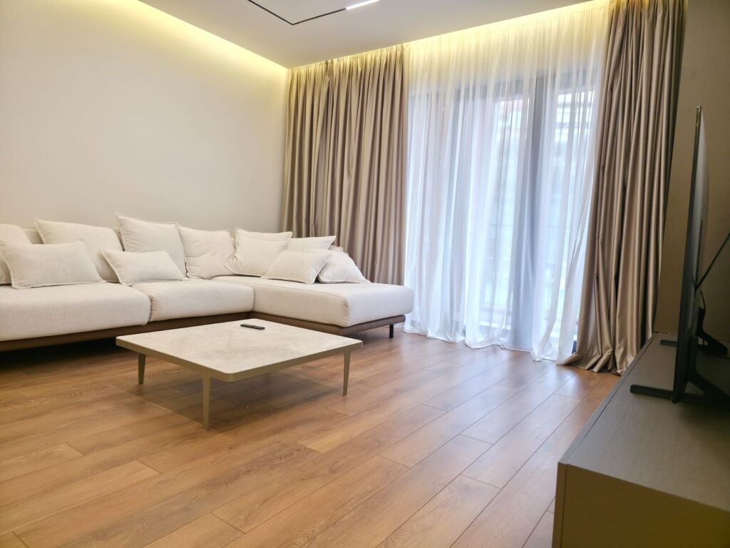 DUPLEX IN AFFITTO