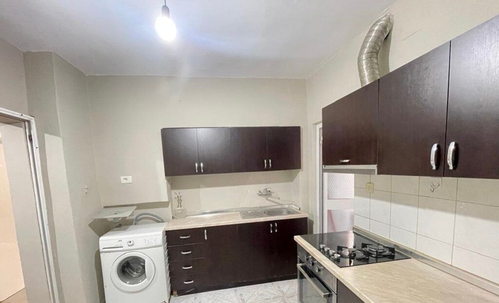 APPARTAMENTO IN AFFITTO VICINO ALLA DIREZIONE IGIENE – VIA ELBASAN