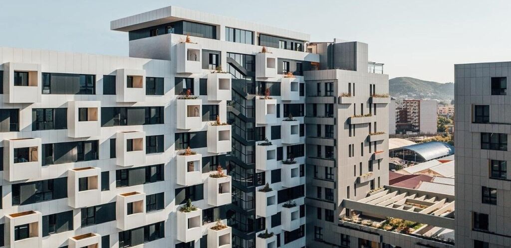 🏢 APARTMENT 3+1 + 2 PARKING SPACES FOR SALE – Square 21