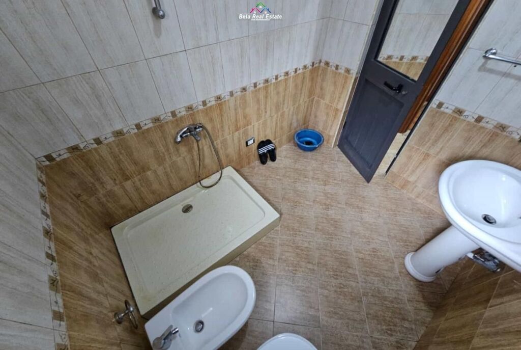 Vile Me Qera 2+1 Tek Kodra e Diellit (ID BV22572) Tirane