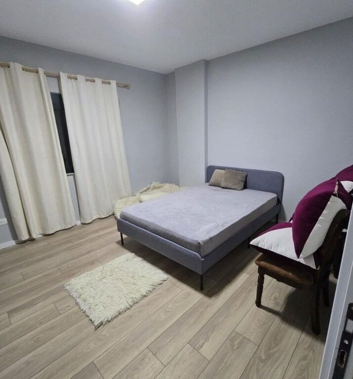Casa 2+1 in Affitto a Fresku, Tirana