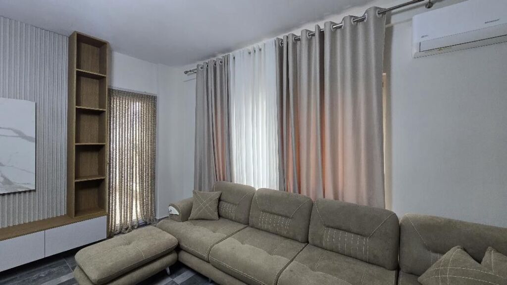 🏡 Apartment 1+1 with parking for rent 📍 Area: Zogu i Zi 💶Price: 700 Euro/month