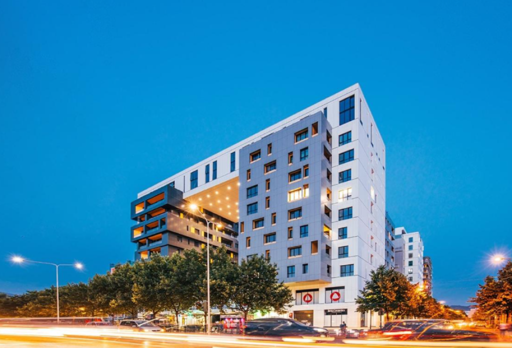 🏢 Apartment 3+1 + 2 Parking Spaces for Sale – Square 21