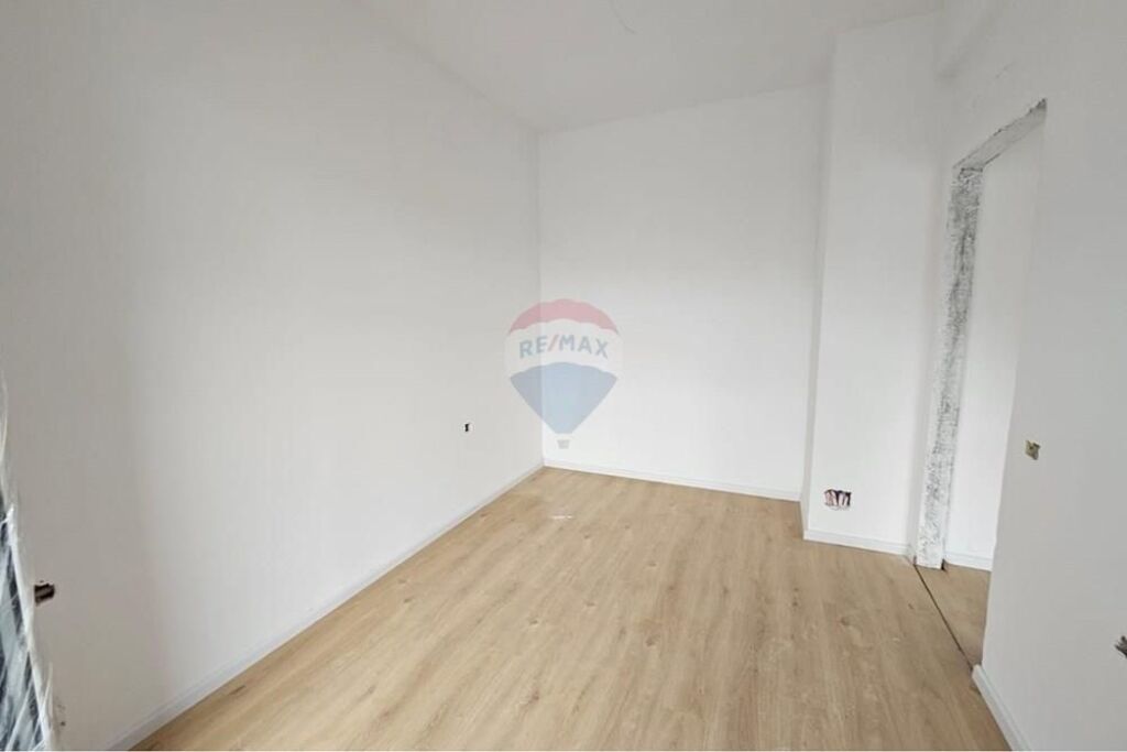 Apartment - For Sale - Mangalem Complex, Tirana