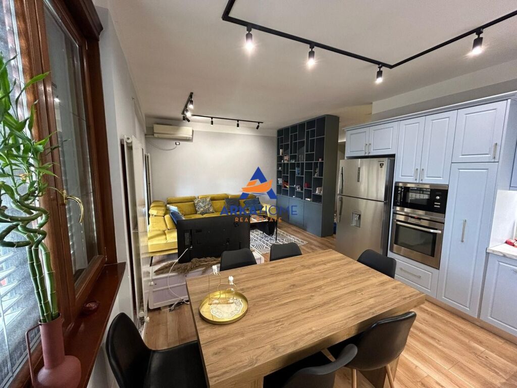 APPARTAMENTO IN AFFITTO 1+1+BALCONE "VIA TELEFERIKUT, FRESK" 450 EURO