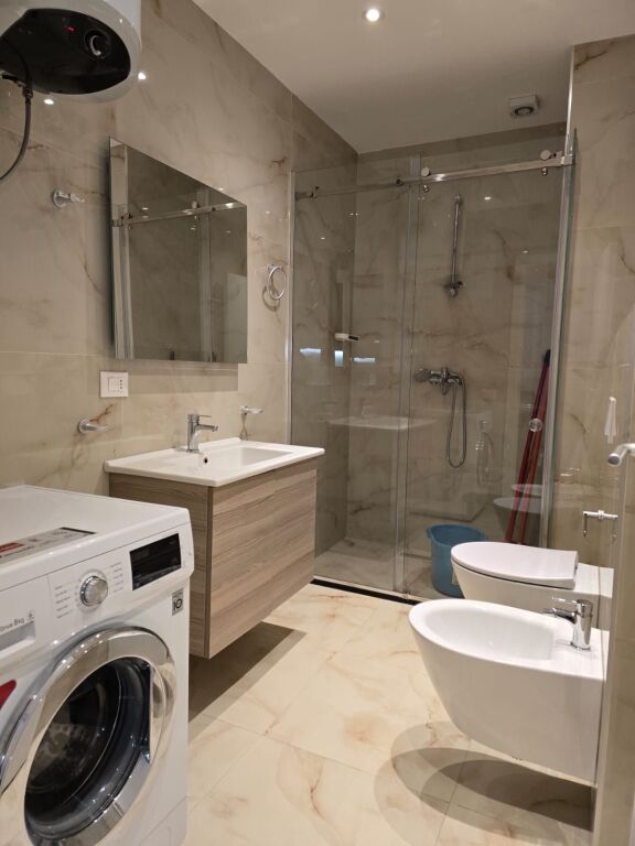 Apartament me qira post parkimi