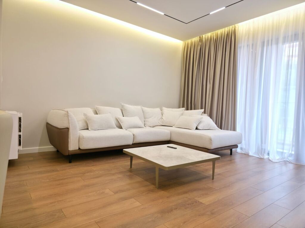 DUPLEX IN AFFITTO