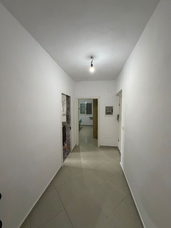 Affittasi Appartamento 1+1+1 Balcone
